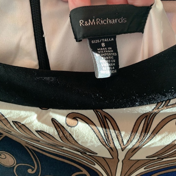 Like New Purple Patterned Cocktail Dress 🍒 - Picture 2 of 2